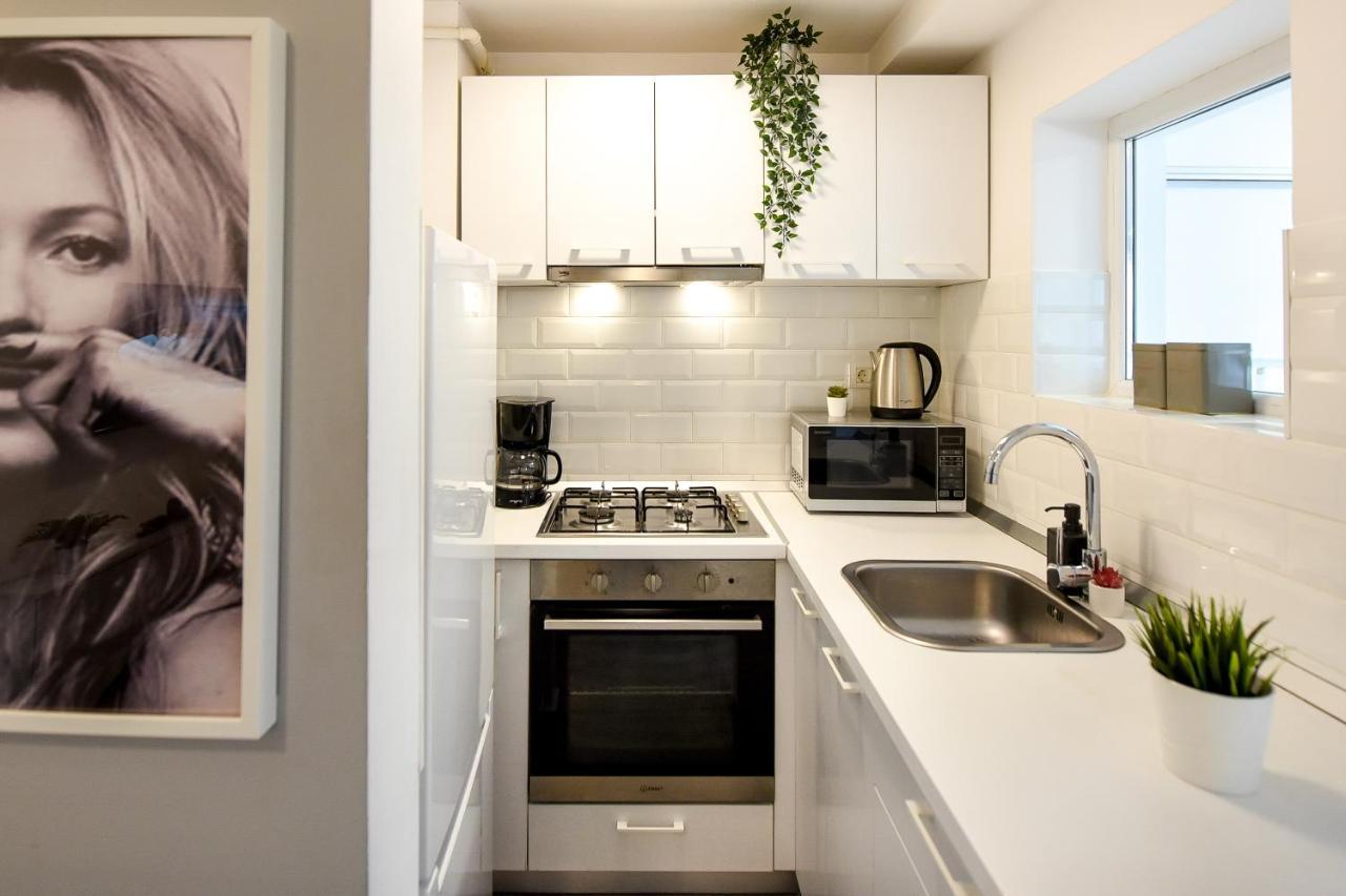 Spacious 1Br In The City Center - Amazing For Extended Stays Bükreş Dış mekan fotoğraf