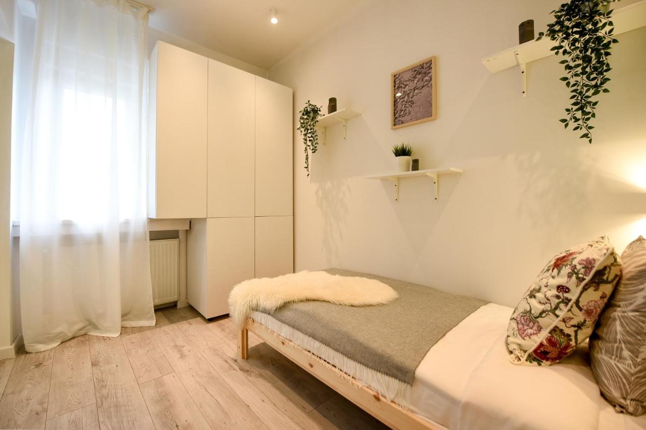 Spacious 1Br In The City Center - Amazing For Extended Stays Bükreş Dış mekan fotoğraf