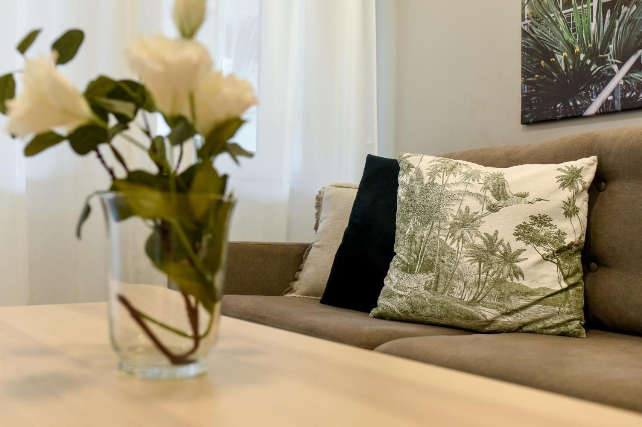 Spacious 1Br In The City Center - Amazing For Extended Stays Bükreş Dış mekan fotoğraf